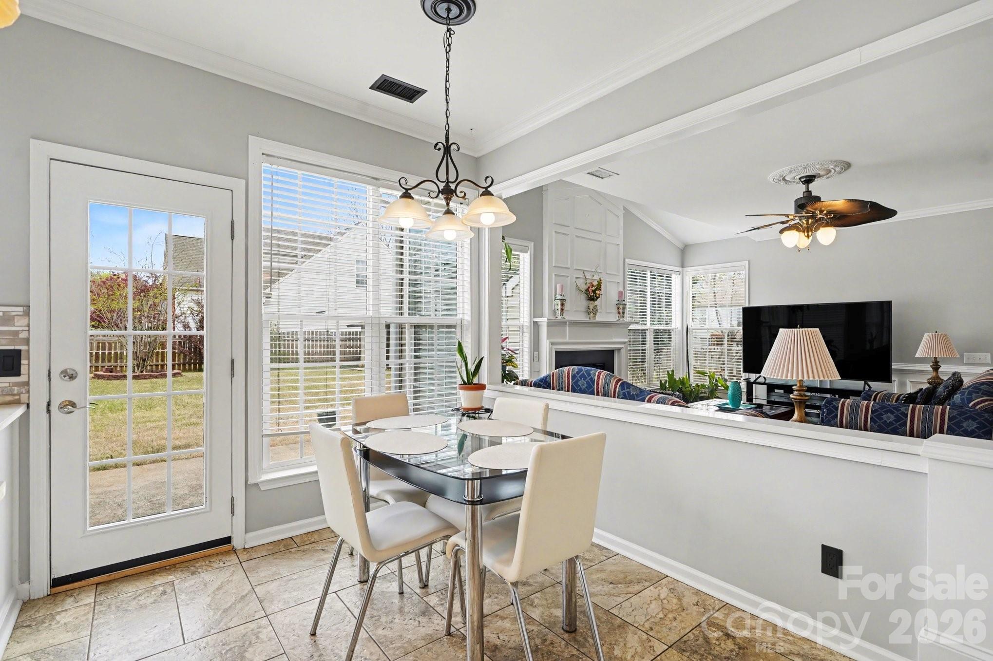 8727 Fieldcroft Drive Charlotte NC 28277