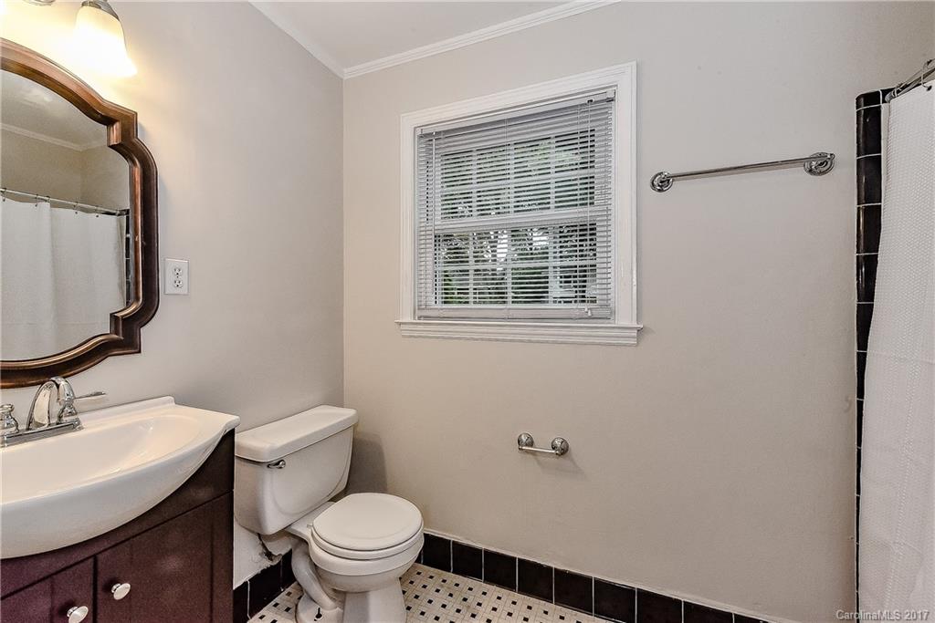 5026 White Oak Road Charlotte NC 28210