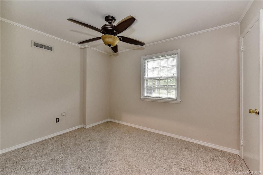 5026 White Oak Road Charlotte NC 28210