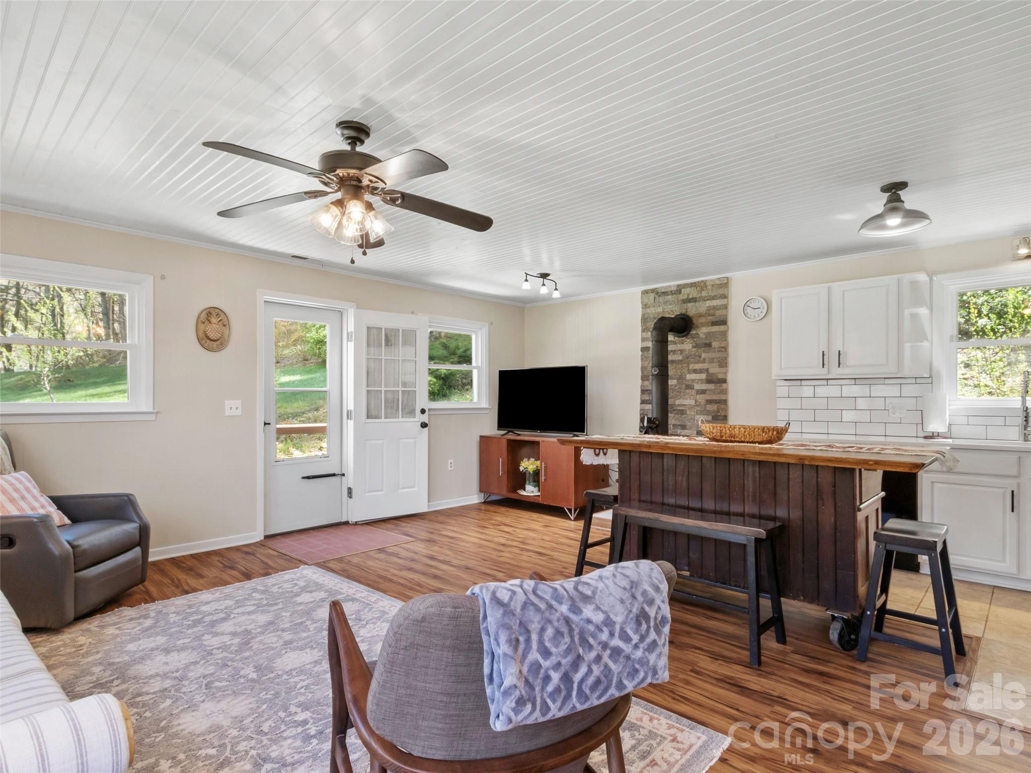 24 Baldridge Drive Burnsville NC 28714