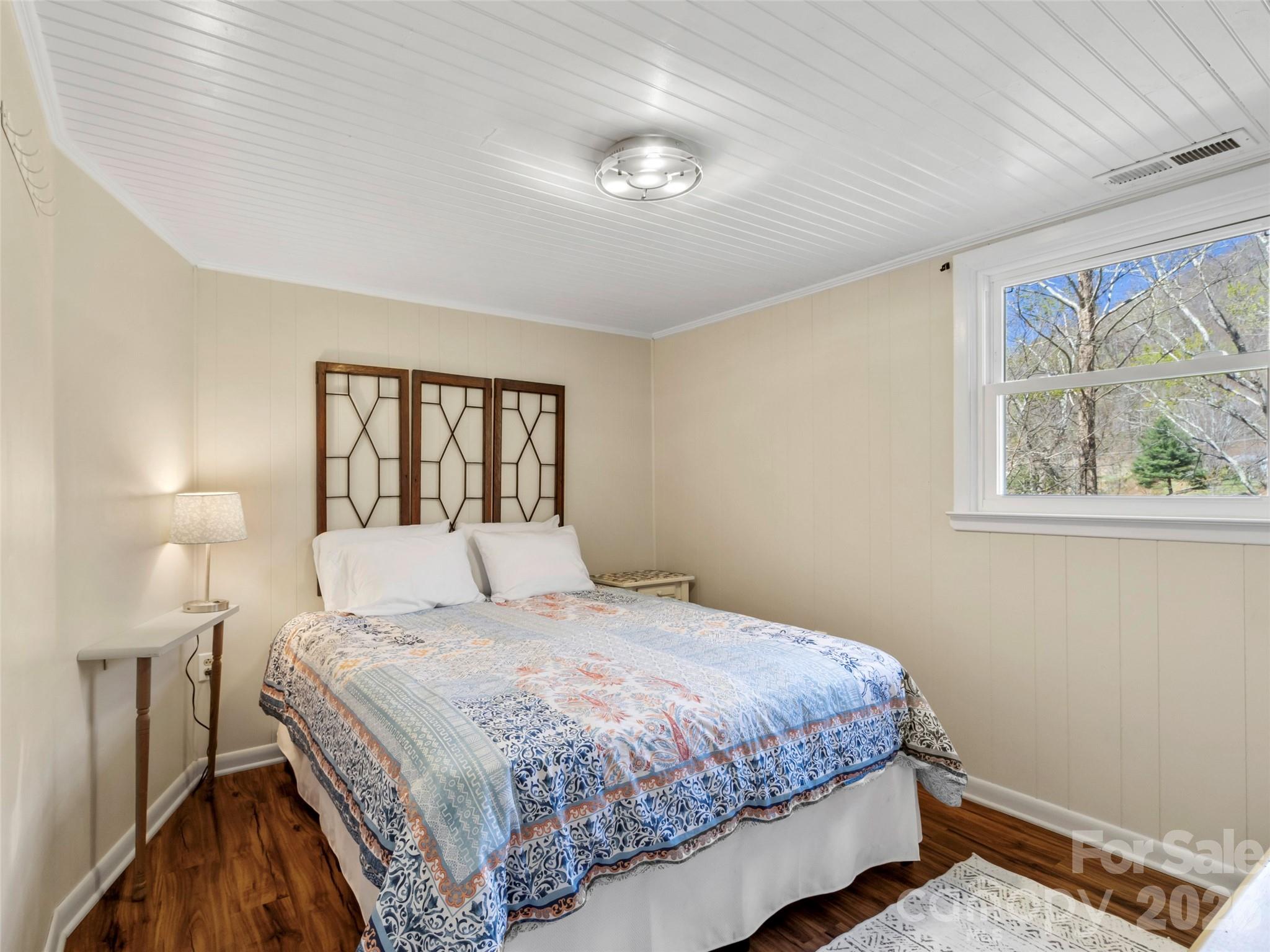 24 Baldridge Drive Burnsville NC 28714