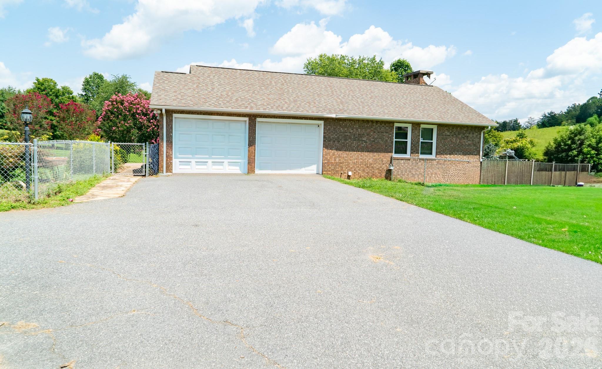 1633 Jamestown Road Morganton NC 28655