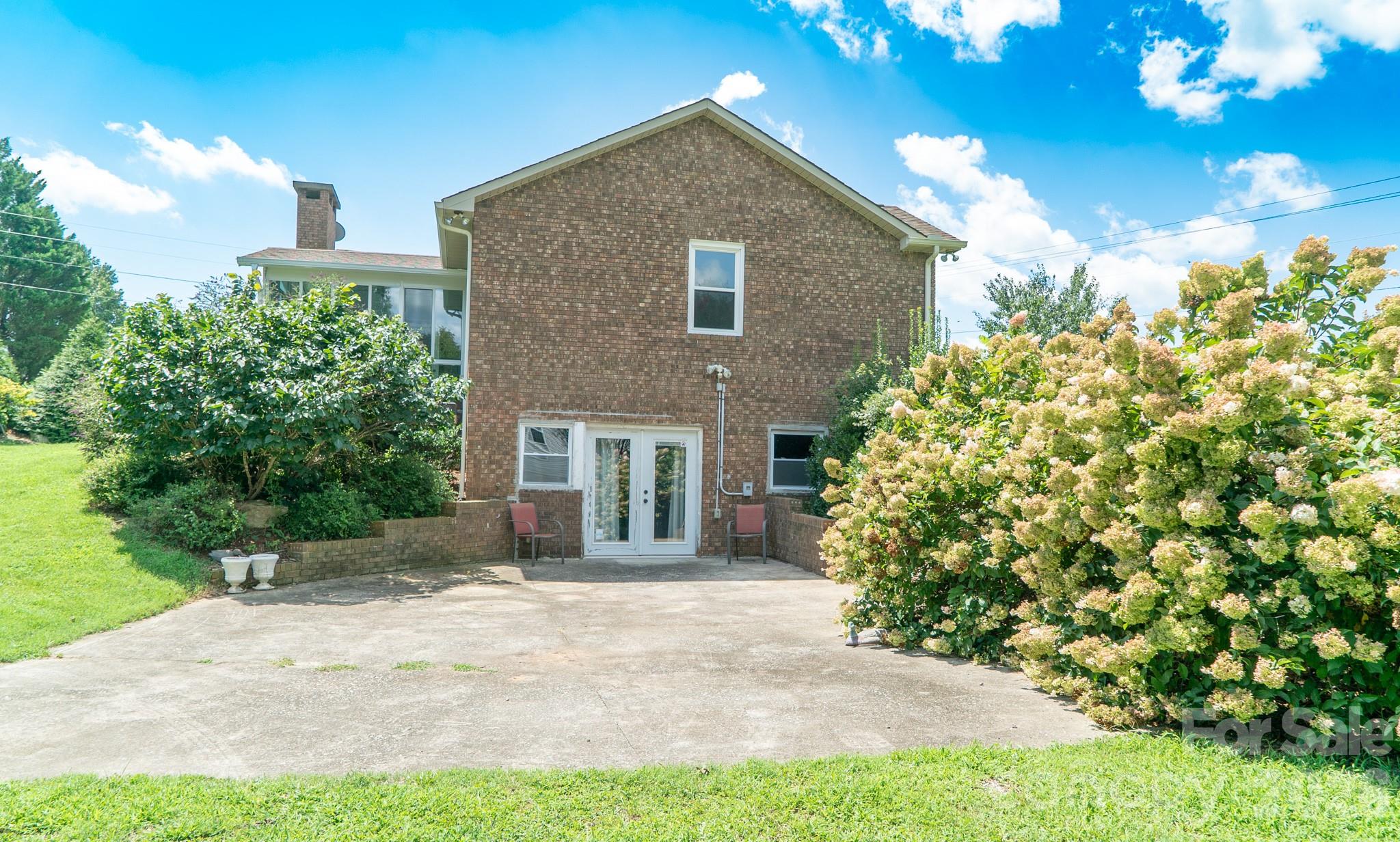 1633 Jamestown Road Morganton NC 28655