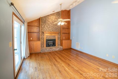 1633 Jamestown Road Morganton NC 28655
