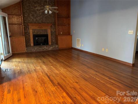 1633 Jamestown Road Morganton NC 28655