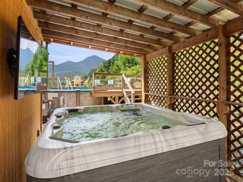 44 Sutton Knob Road Candler NC 28715