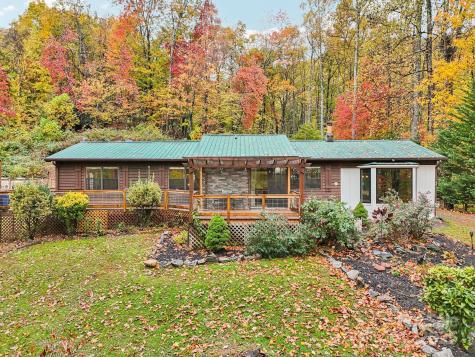 44 Sutton Knob Road Candler NC 28715