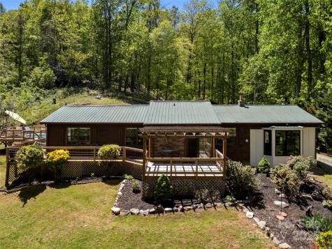 44 Sutton Knob Road Candler NC 28715