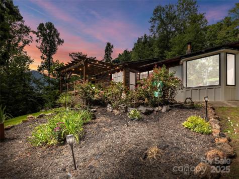 44 Sutton Knob Road Candler NC 28715