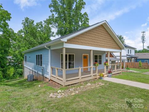 108 Le-an-hurst Road Asheville NC 28803