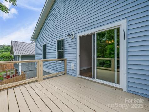108 Le-an-hurst Road Asheville NC 28803