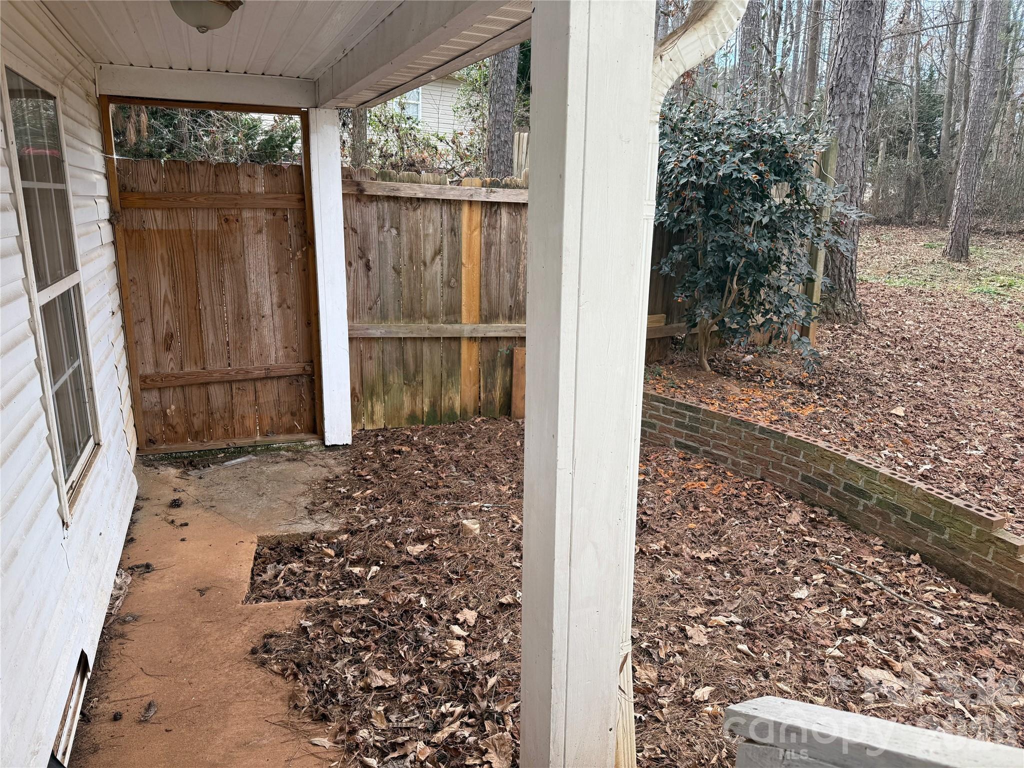 309 Mel Lane Crouse NC 28033