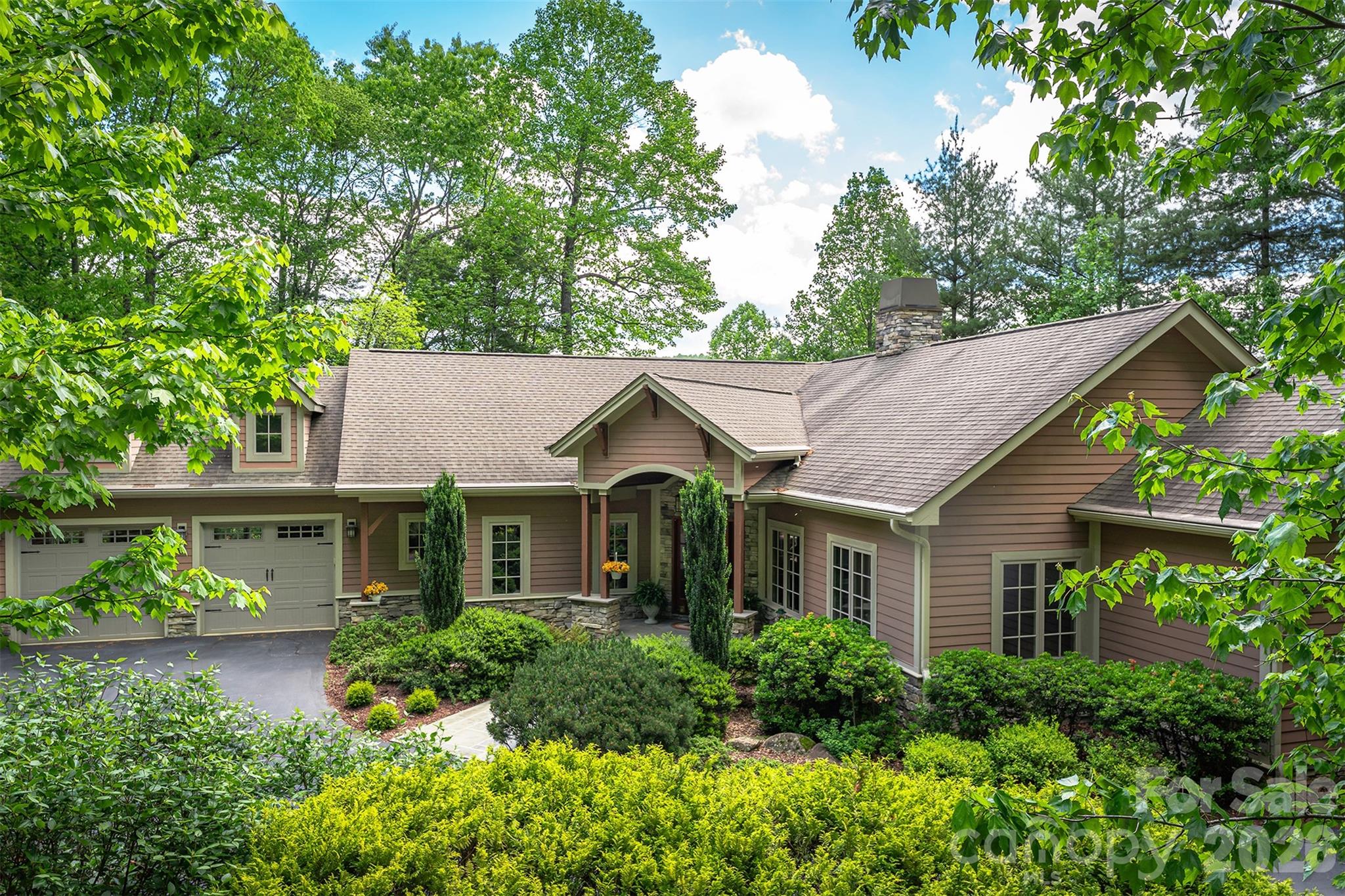 168 Chattooga Run Hendersonville NC 28739