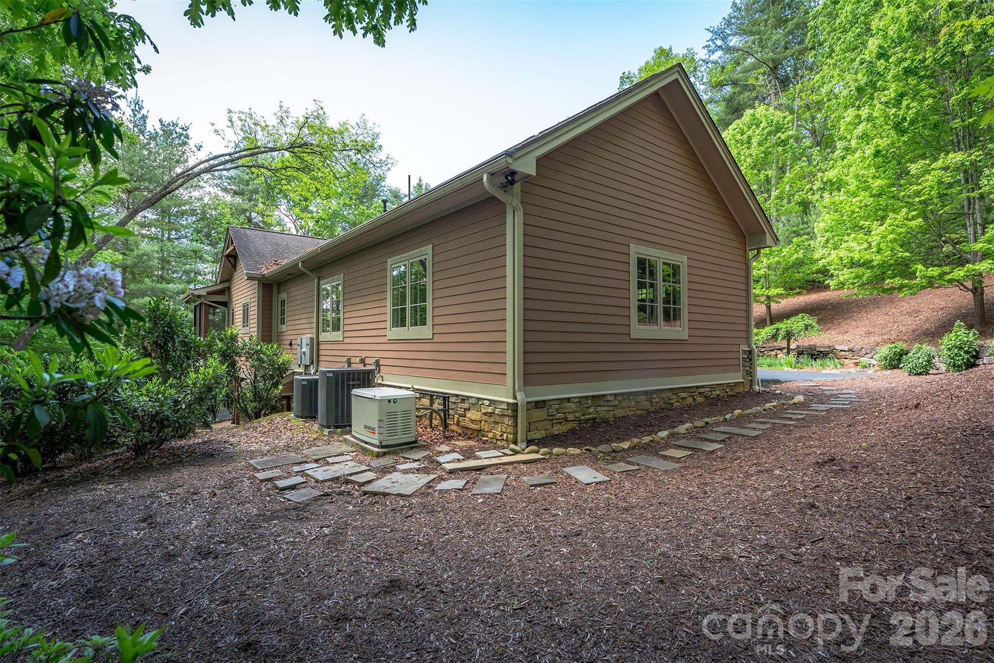 168 Chattooga Run Hendersonville NC 28739