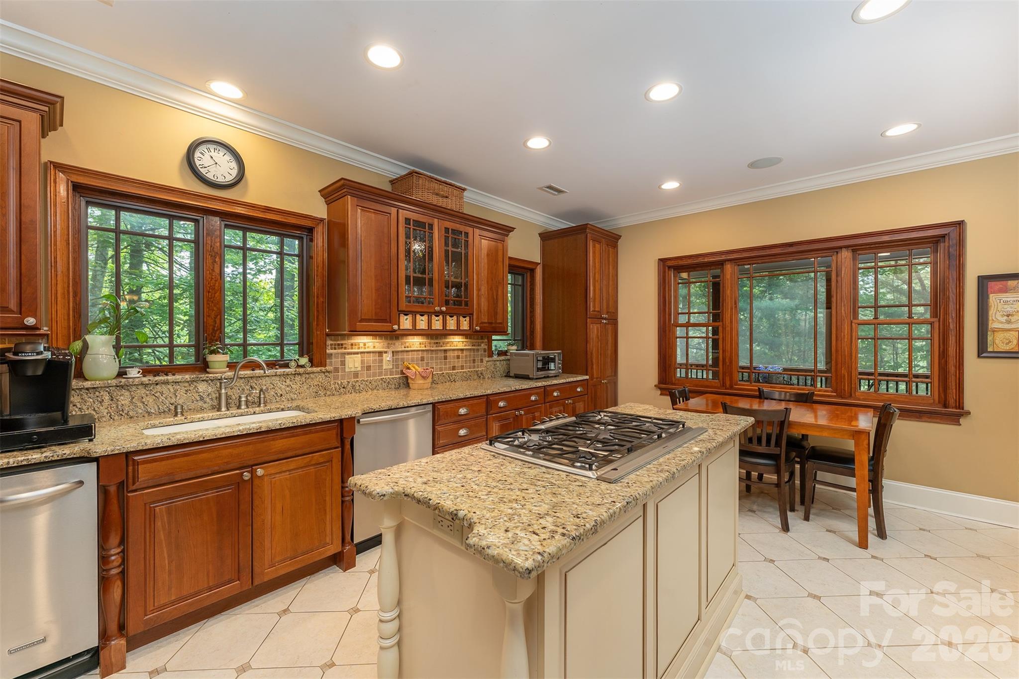 168 Chattooga Run Hendersonville NC 28739