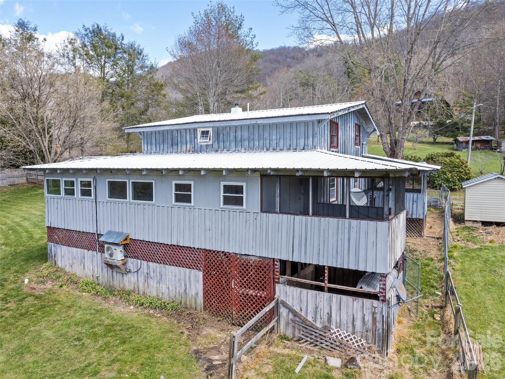 838 Hidden Valley Road Clyde NC 28721