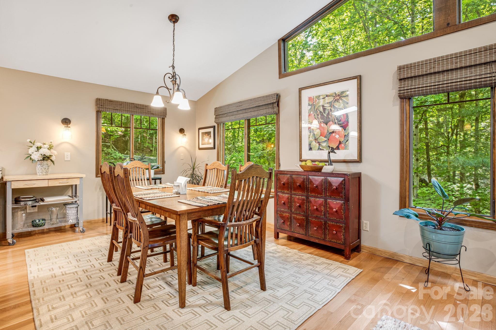 36 Foxglove Road Hendersonville NC 28739
