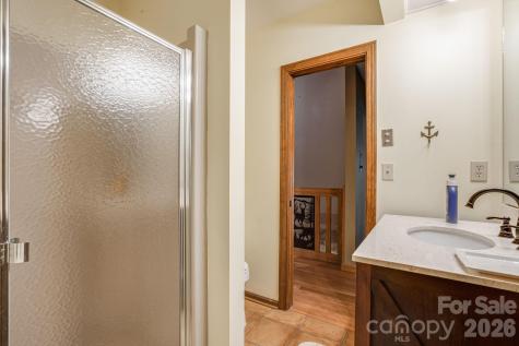 36 Foxglove Road Hendersonville NC 28739