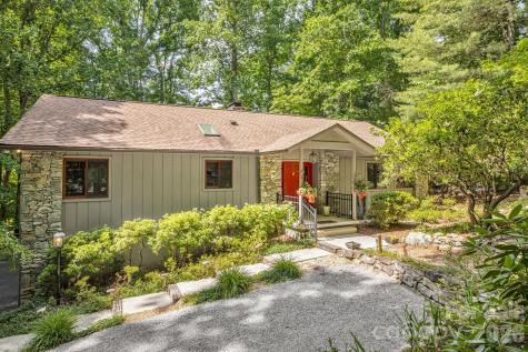 36 Foxglove Road Hendersonville NC 28739