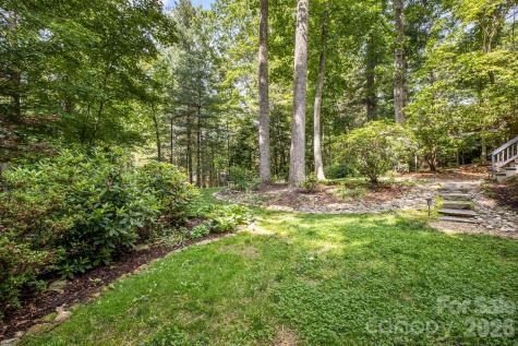 36 Foxglove Road Hendersonville NC 28739