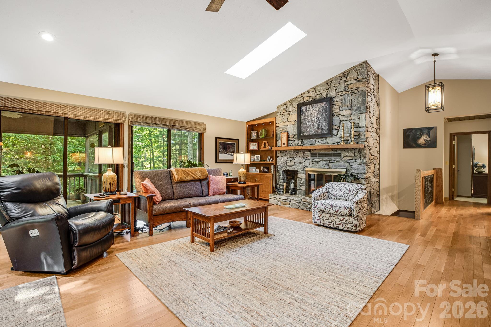 36 Foxglove Road Hendersonville NC 28739