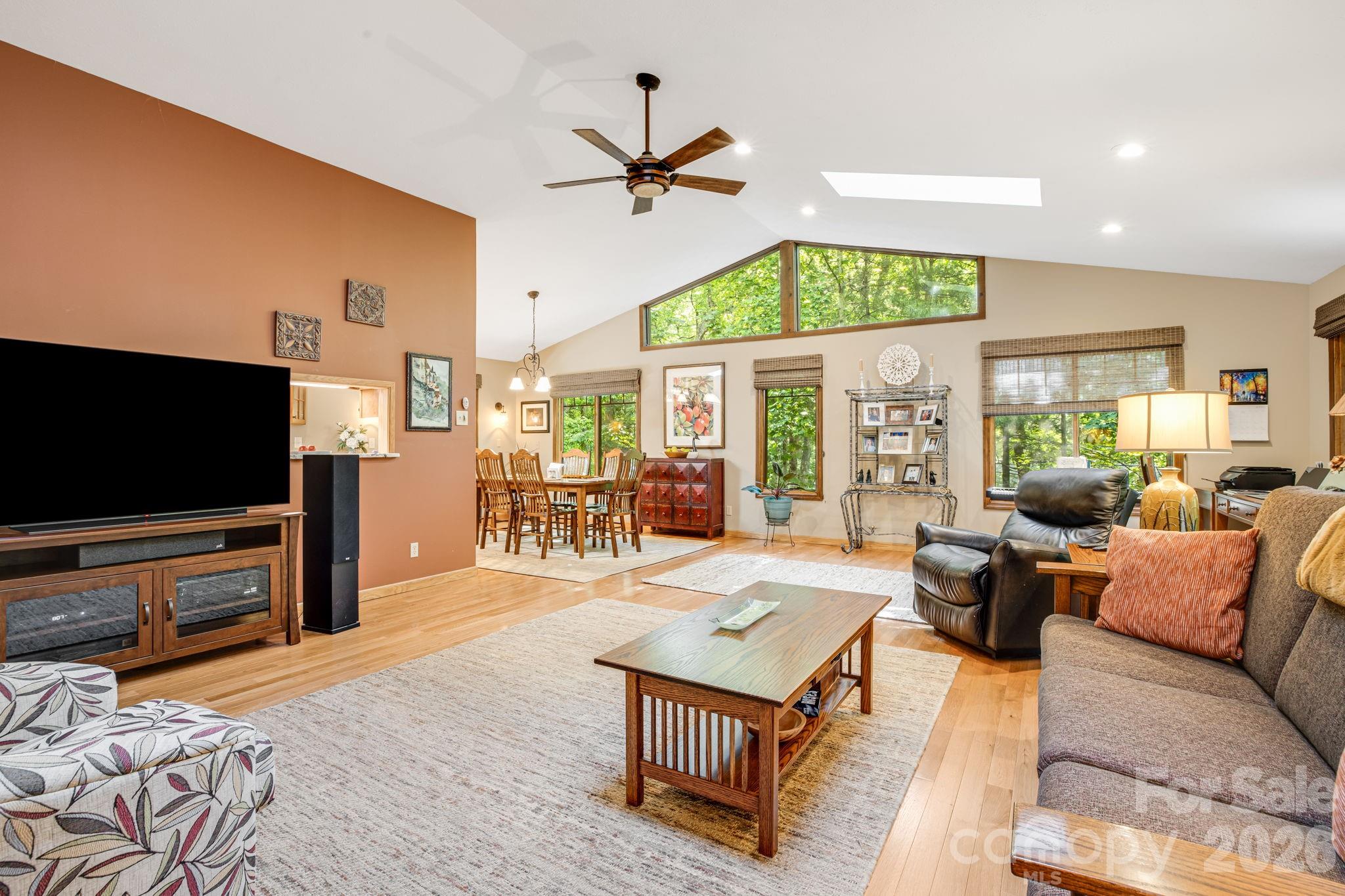 36 Foxglove Road Hendersonville NC 28739