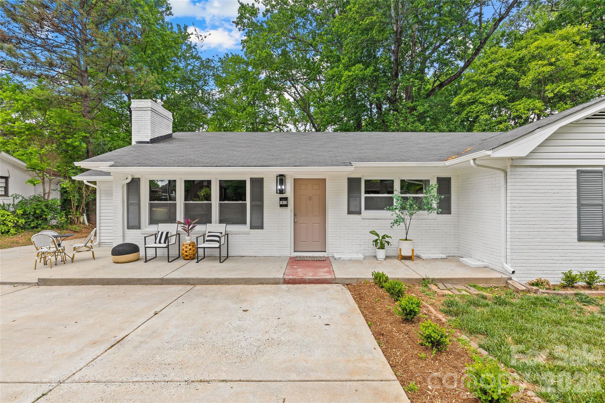 1915 Birchcrest Drive Charlotte NC 28205