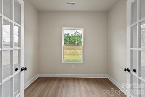 3621 Narrow Lane Charlotte NC 28215