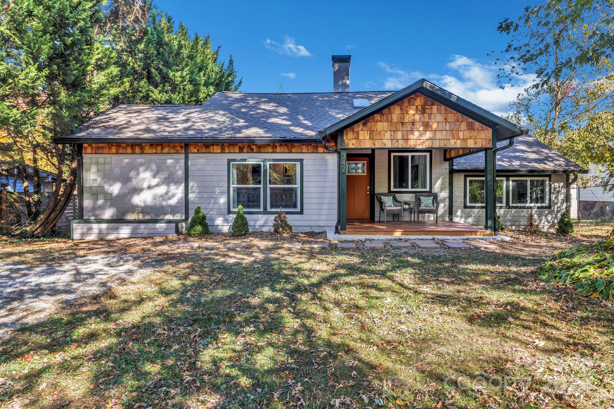 342 Courtland Boulevard Hendersonville NC 28791