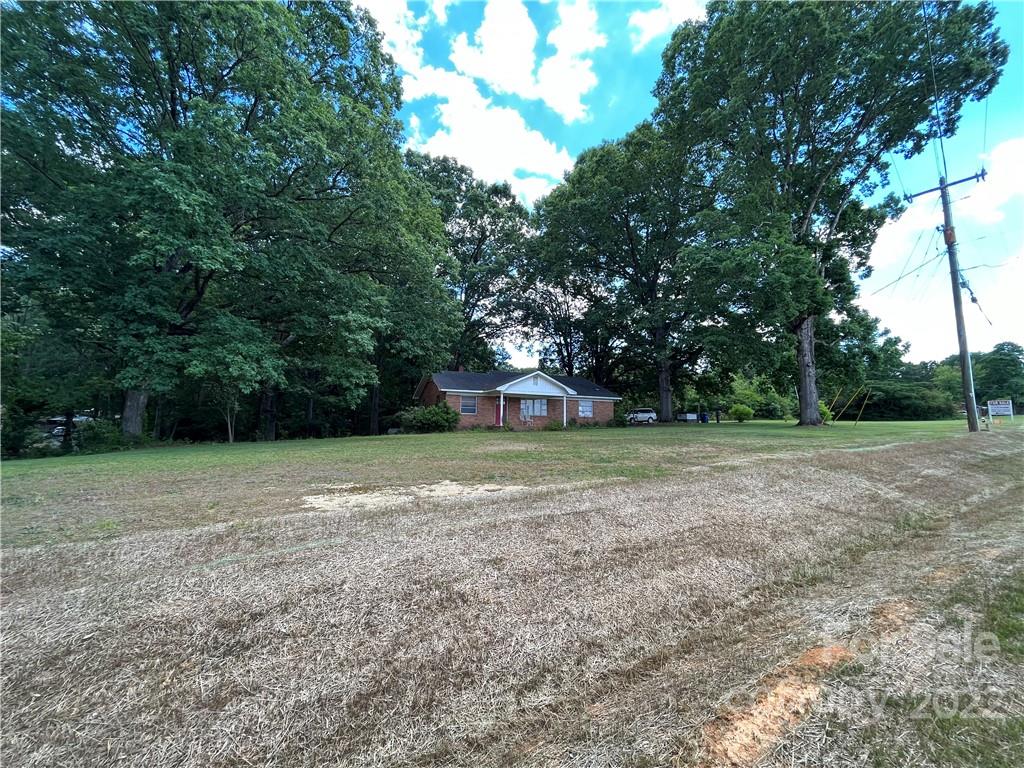 2108 Stallings Road Matthews NC 28104