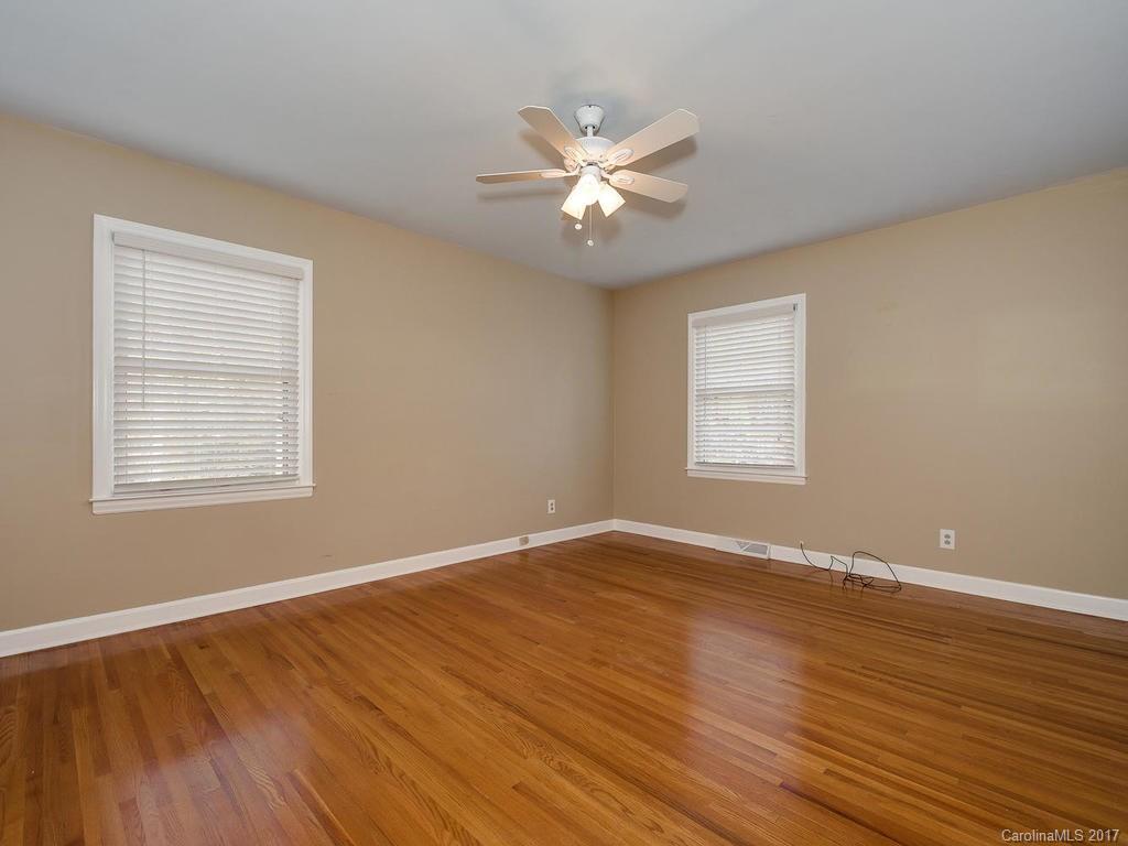 6207 Honegger Drive Charlotte NC 28211