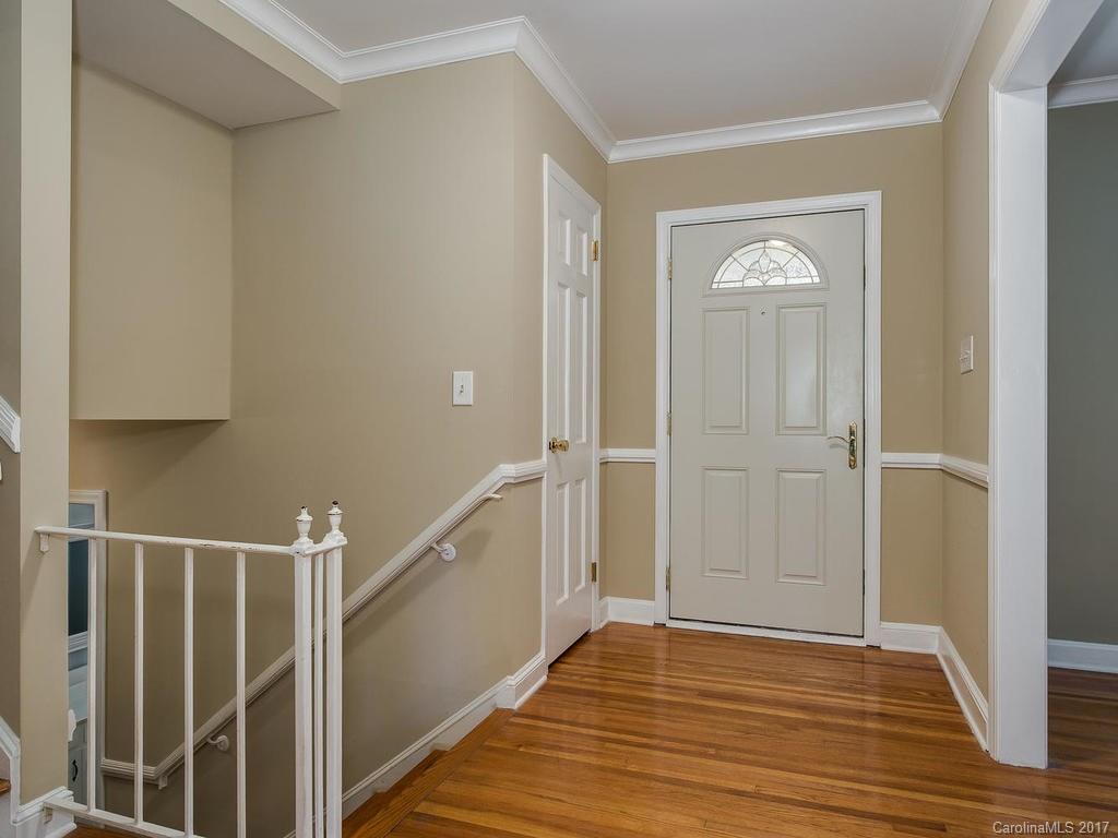 6207 Honegger Drive Charlotte NC 28211