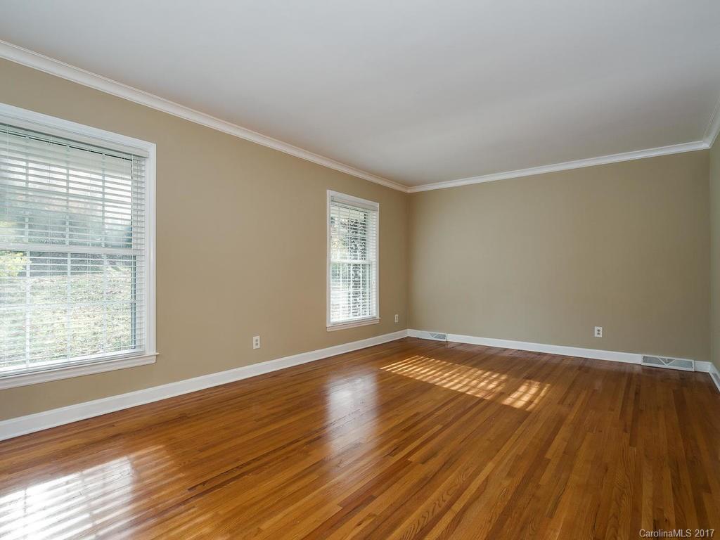 6207 Honegger Drive Charlotte NC 28211