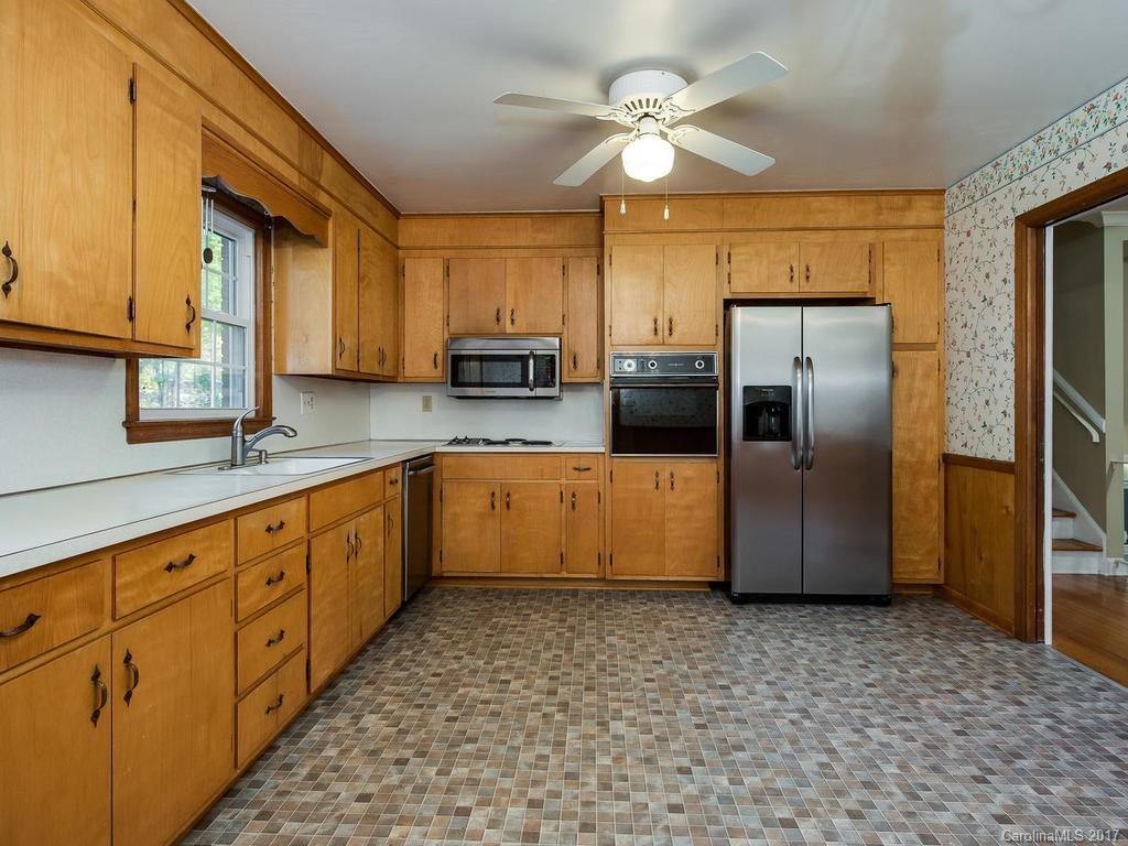 6207 Honegger Drive Charlotte NC 28211