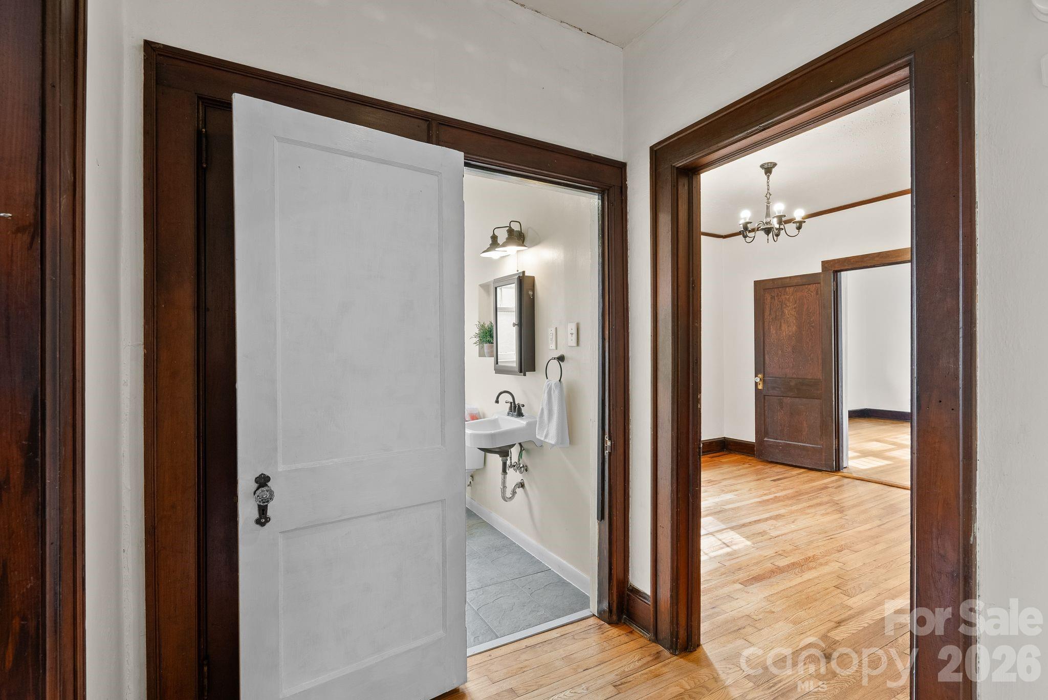 15 Conestee Place Asheville NC 28801