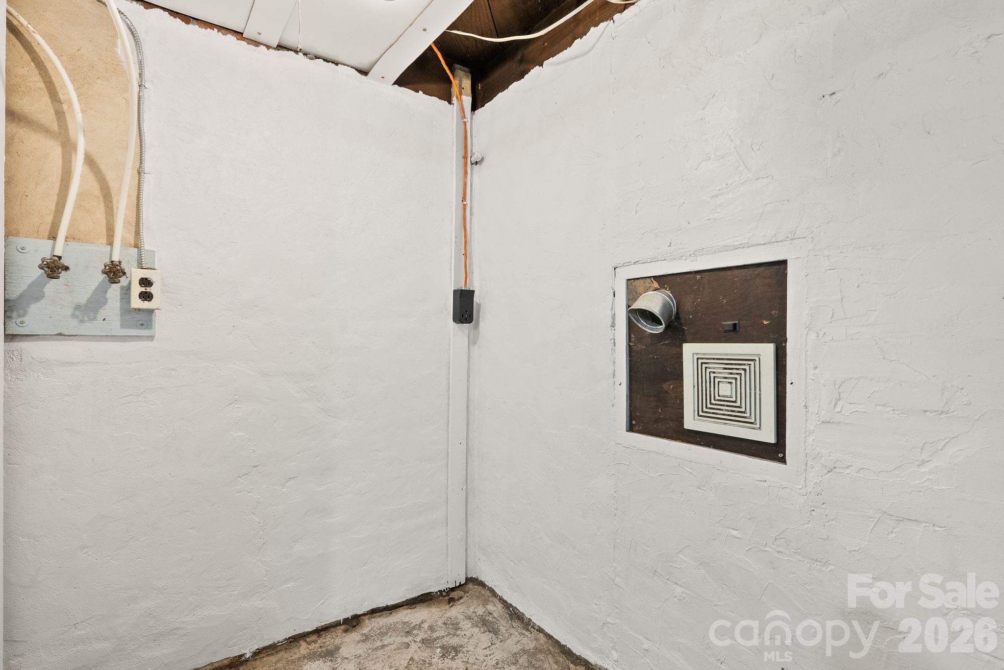 15 Conestee Place Asheville NC 28801