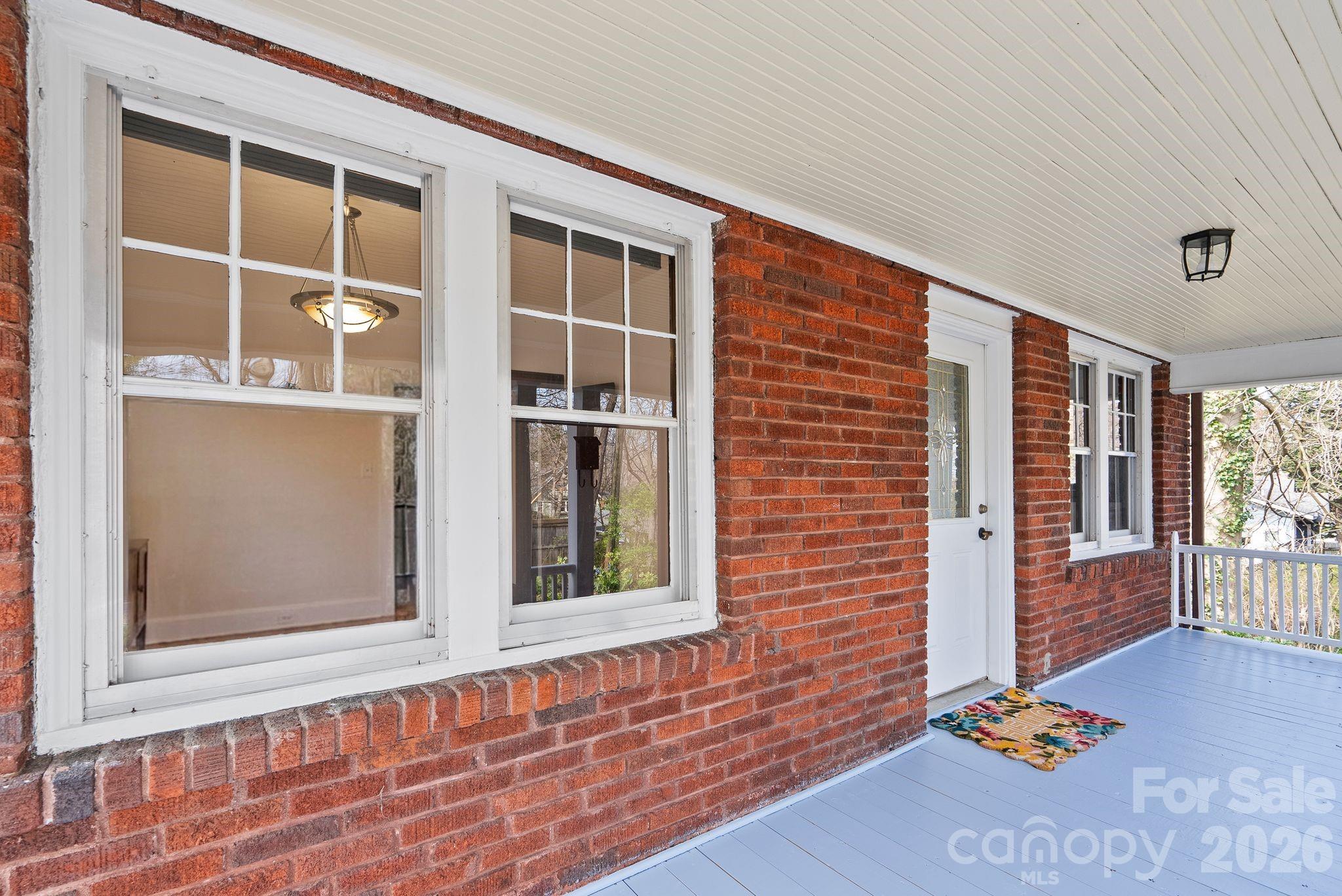 15 Conestee Place Asheville NC 28801