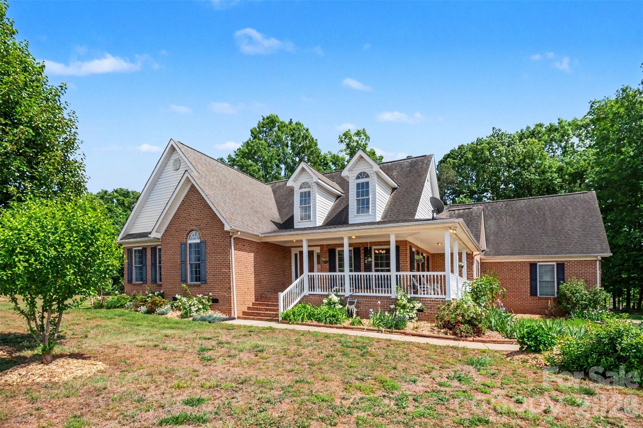 112 Hancock Crossing Clover SC 29710