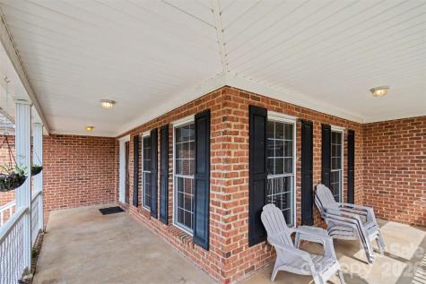 112 Hancock Crossing Clover SC 29710