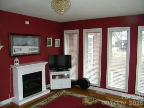 509 E Main Street Rockwell NC 28138
