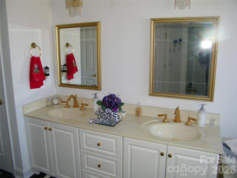 509 E Main Street Rockwell NC 28138