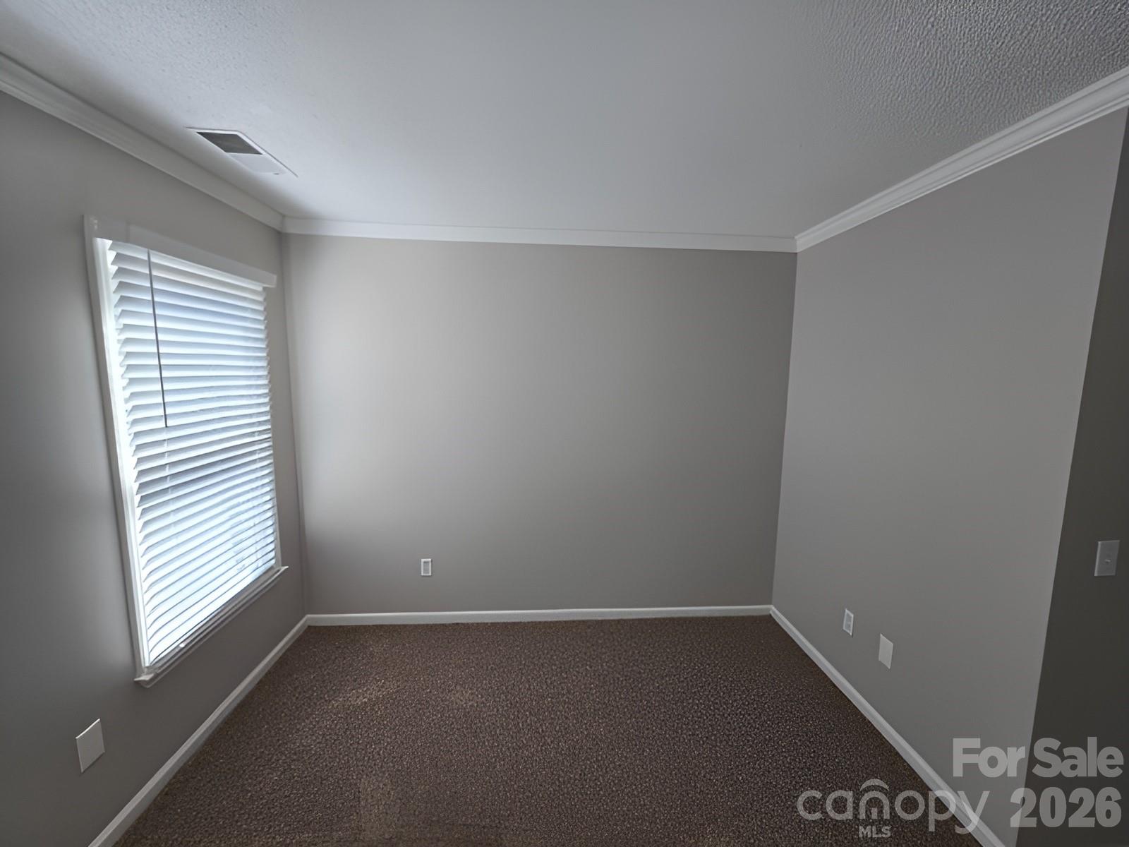 9011 Coleshire Court Charlotte NC 28269