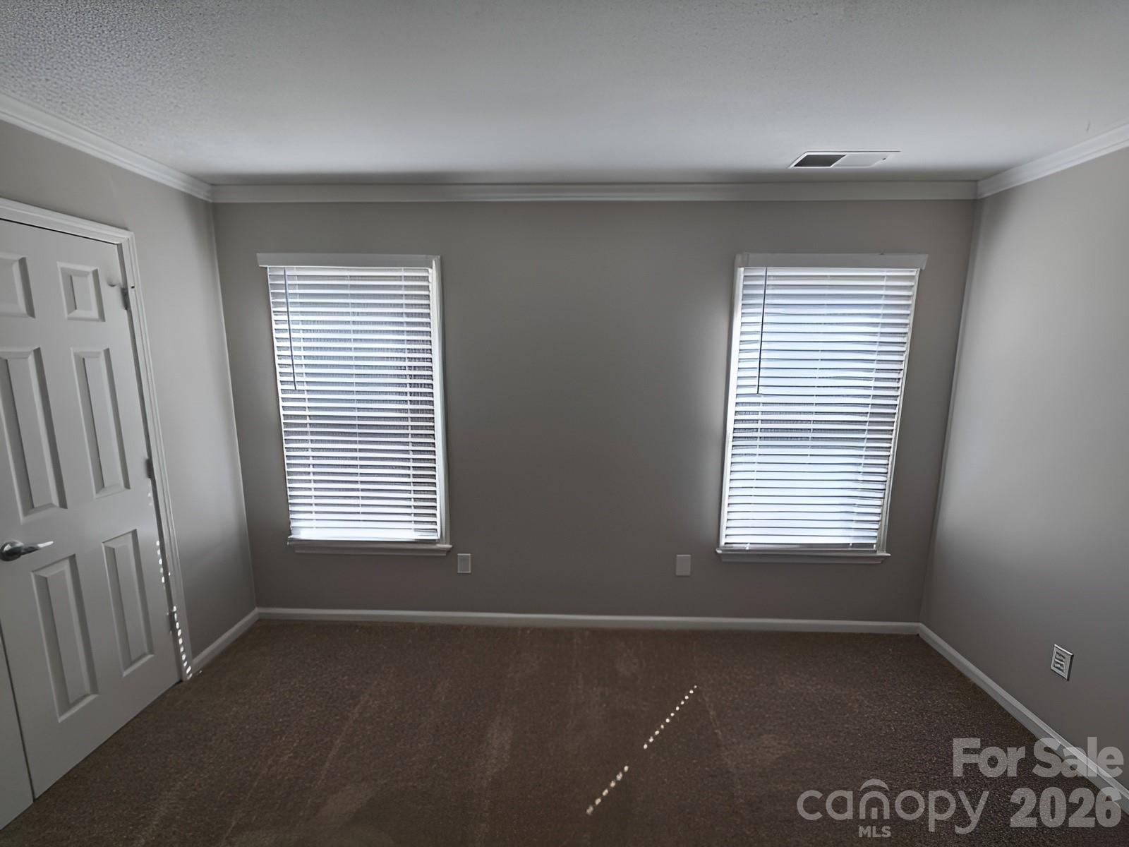 9011 Coleshire Court Charlotte NC 28269