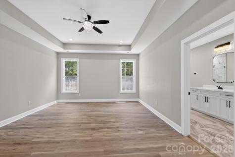 409 Huntington Woods Street Lenoir NC 28645
