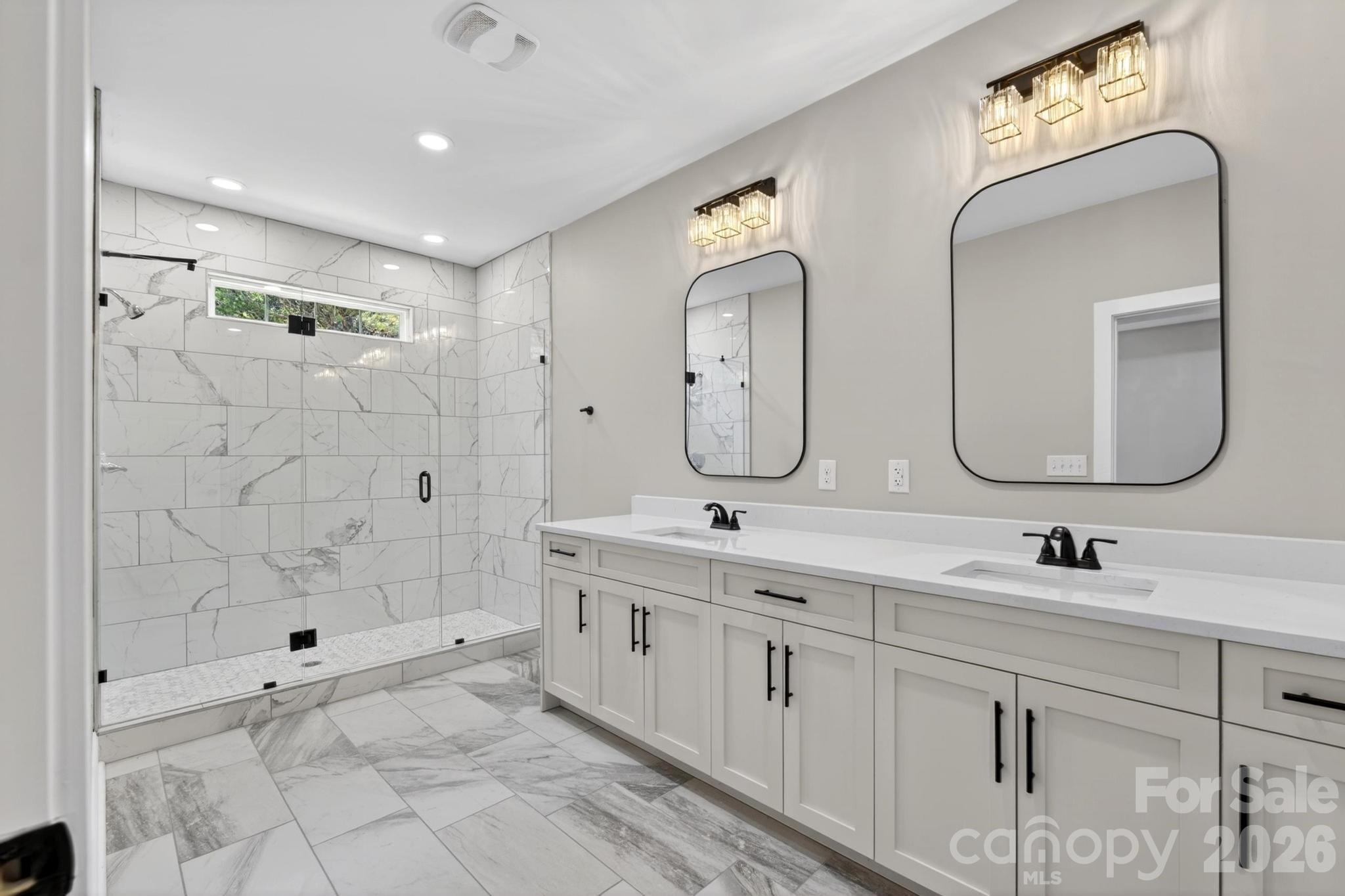 409 Huntington Woods Street Lenoir NC 28645