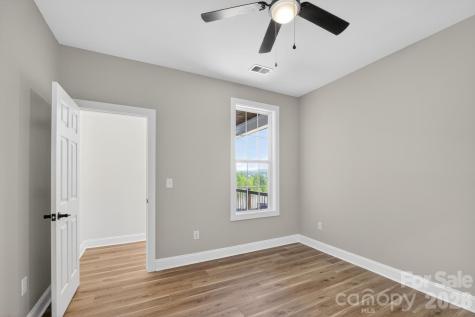 409 Huntington Woods Street Lenoir NC 28645