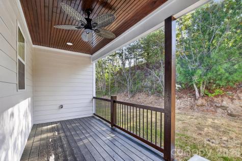 409 Huntington Woods Street Lenoir NC 28645