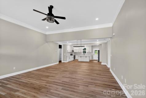 409 Huntington Woods Street Lenoir NC 28645