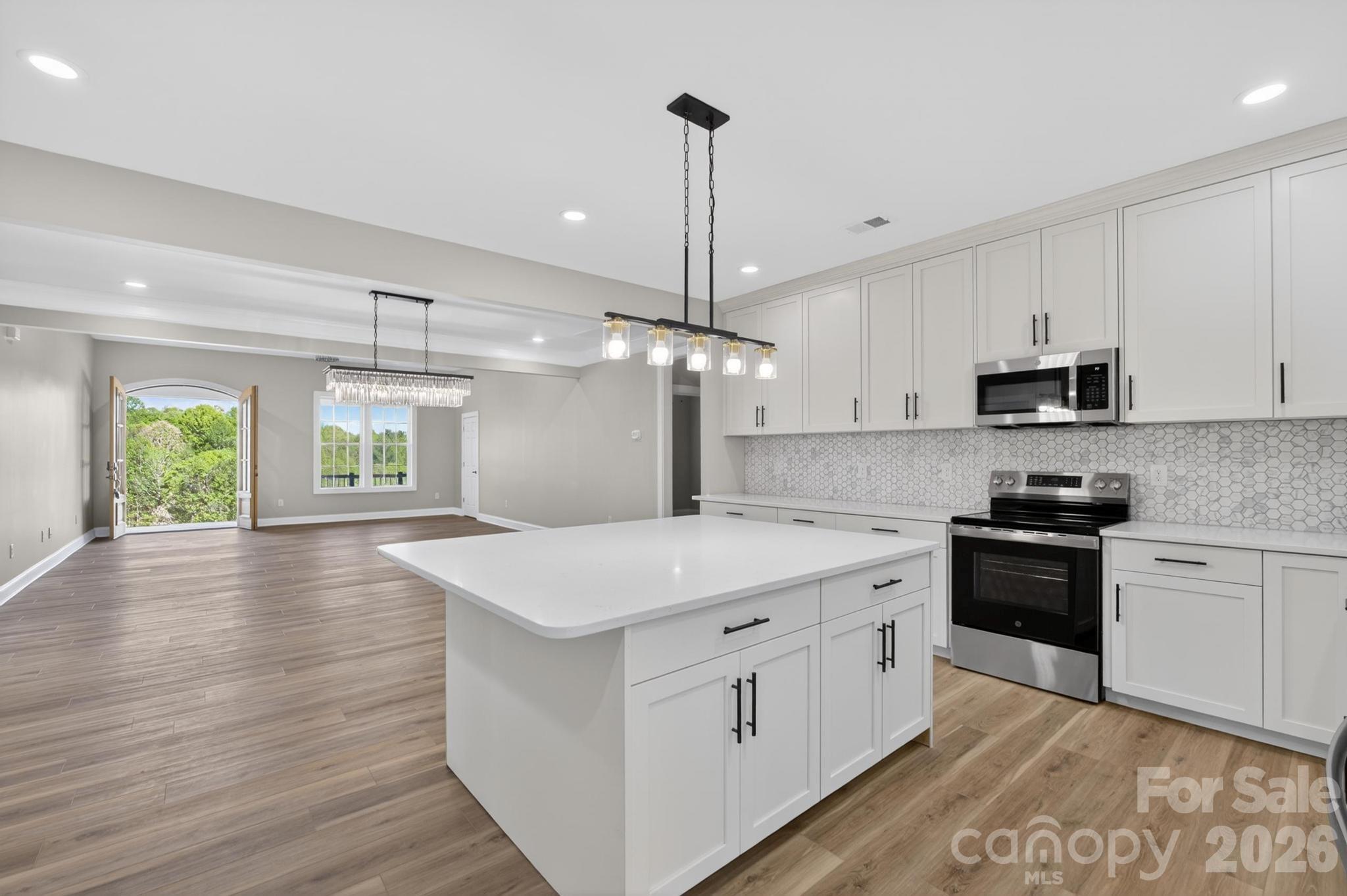409 Huntington Woods Street Lenoir NC 28645
