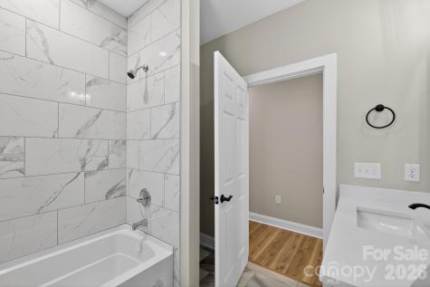 409 Huntington Woods Street Lenoir NC 28645